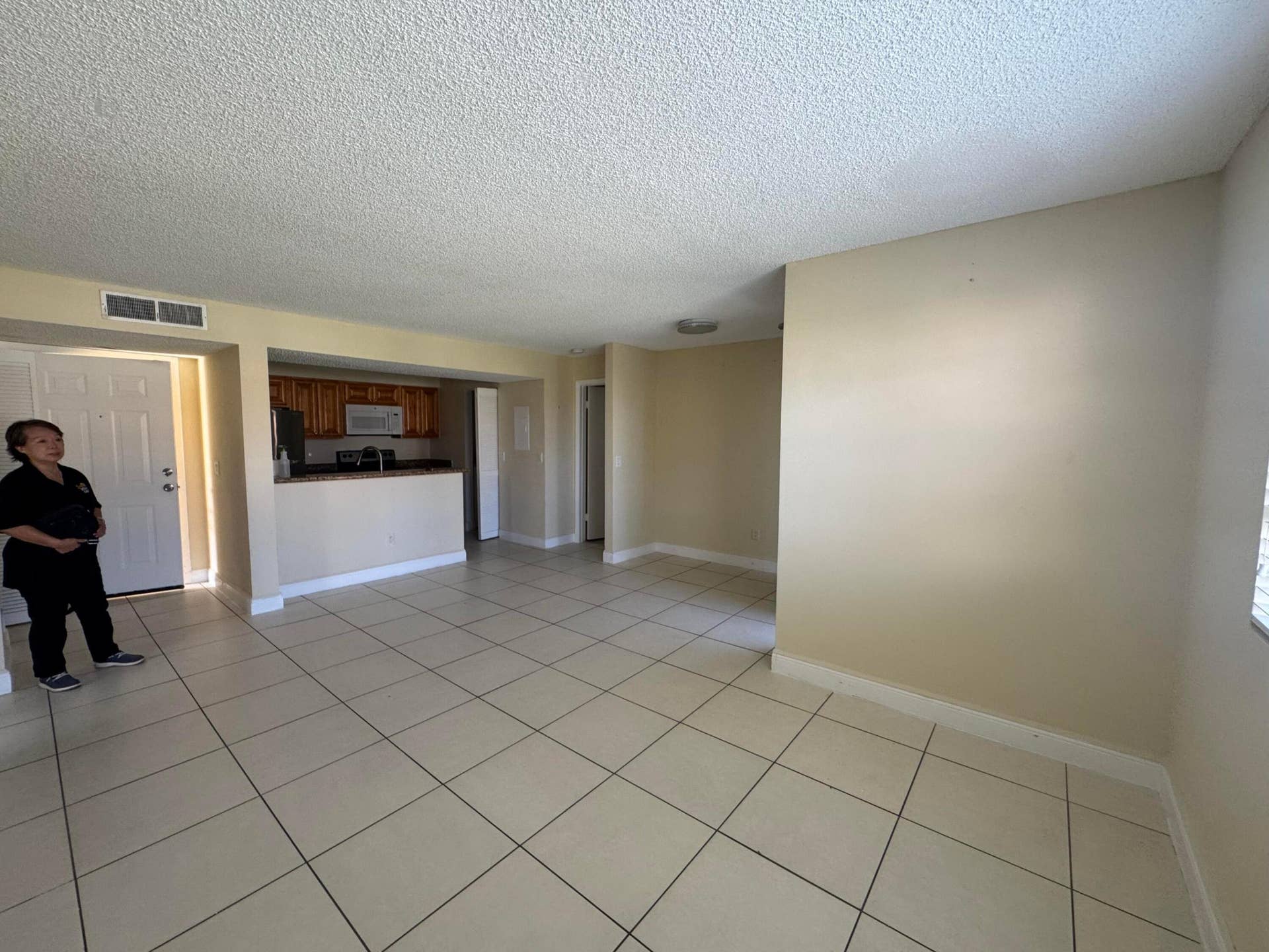1241 SW 46th Avenue, #1008, Pompano Beach, FL 33069 IMG_0999