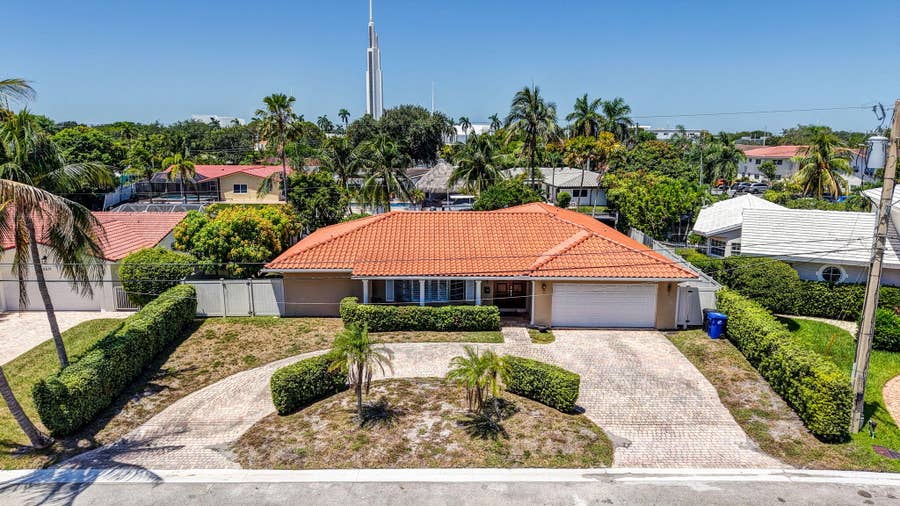 Property photo for 5581 NE 28TH Avenue, Fort Lauderdale, FL