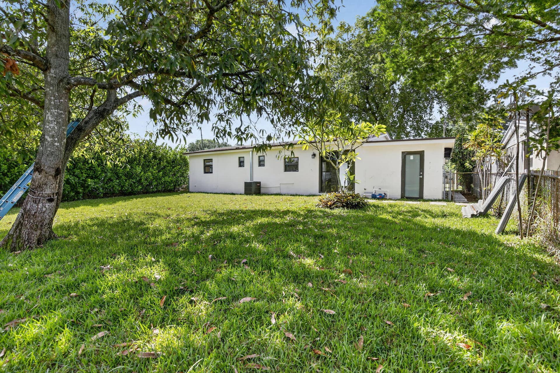 4329 SW 49TH Court, Dania Beach, FL 33314 31-web-or-mls-_A7A5629