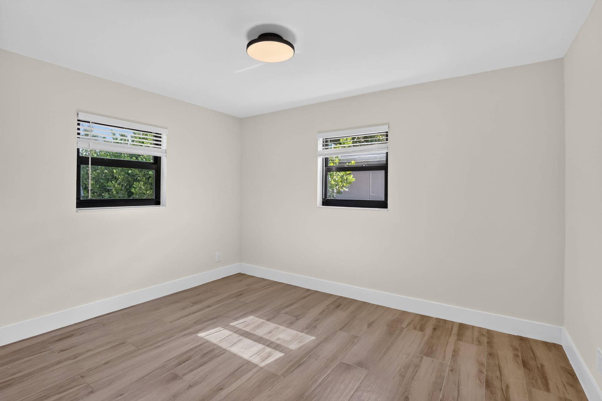 4329 SW 49TH Court, Dania Beach, FL 33314 14-web-or-mls-_A7A5559