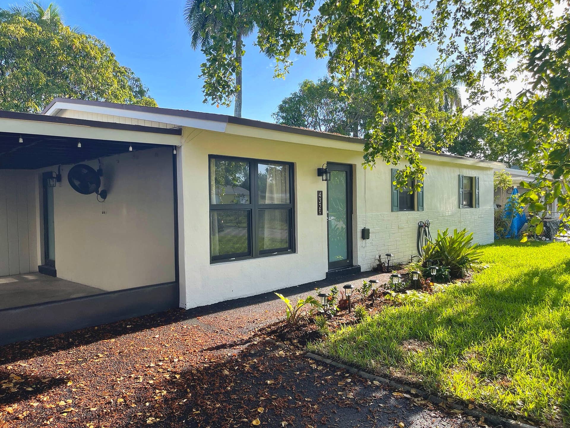4329 SW 49TH Court, Dania Beach, FL 33314 01_Front_Exterior
