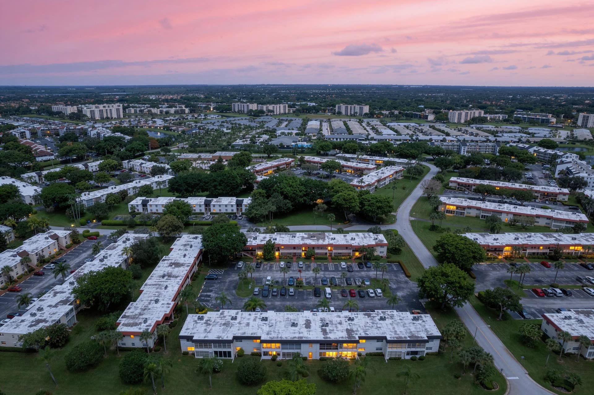 6 ABBEY Lane, #206, Delray Beach, FL 33446 Twilight
