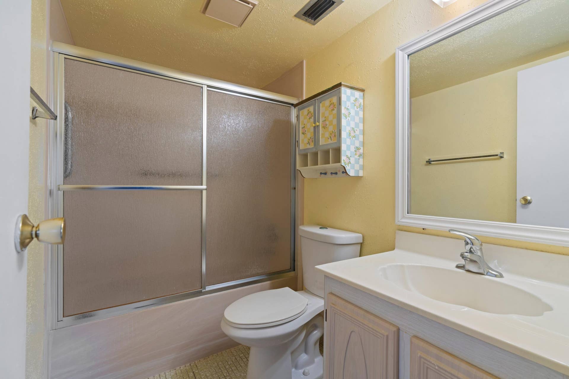 6 ABBEY Lane, #206, Delray Beach, FL 33446 Bathroom 2
