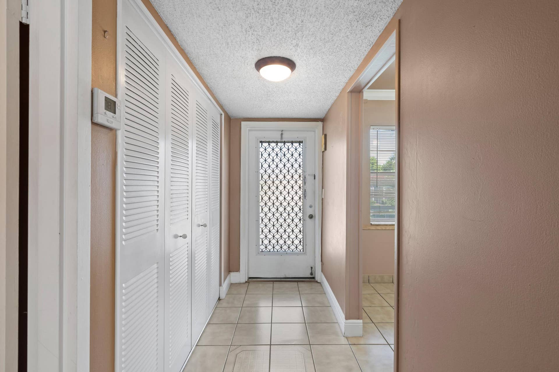 6 ABBEY Lane, #206, Delray Beach, FL 33446 Hallway