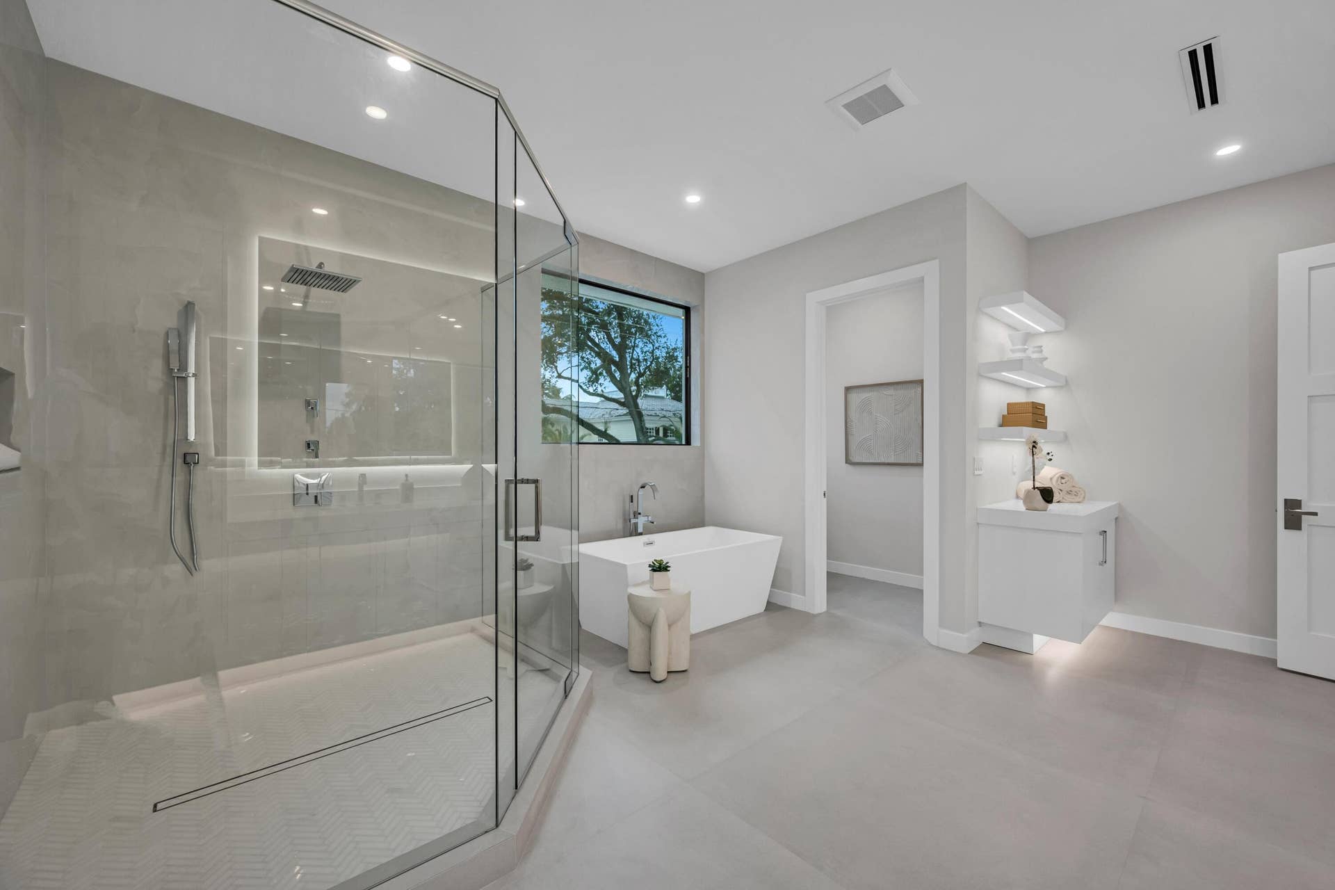 1625 SE 1ST, FORT LAUDERDALE--53