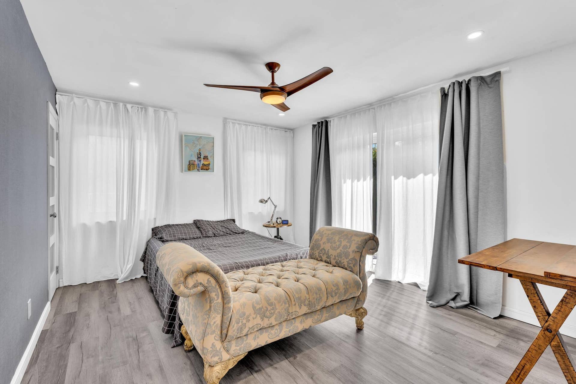 600 N VICTORIA Terrace, Fort Lauderdale, FL 33304 Third Bedroom with bathroom attached.