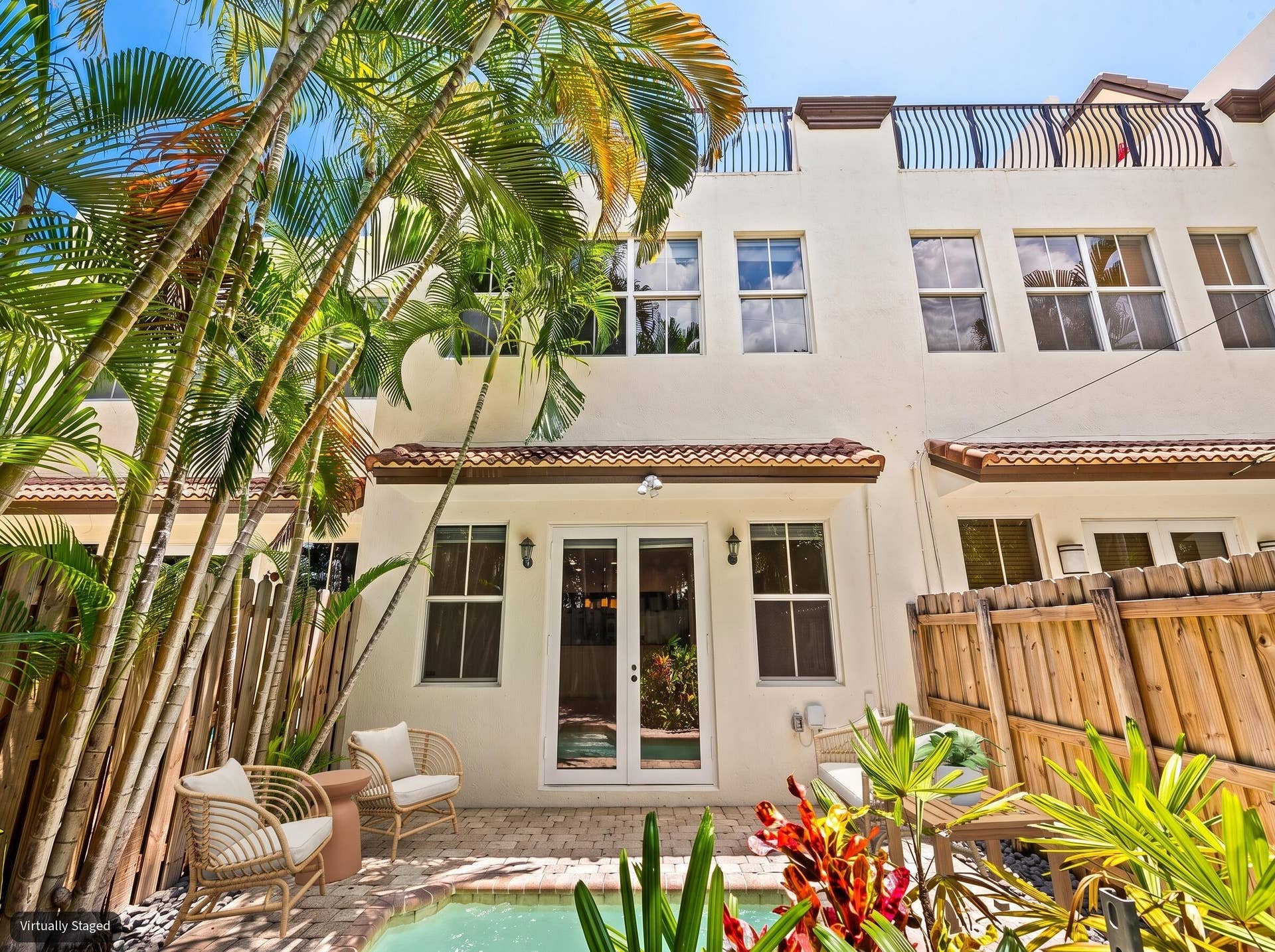 1423 NE 26th Avenue, #1423, Fort Lauderdale, FL 33304 DISCLAIMER: Photo is virtually staged