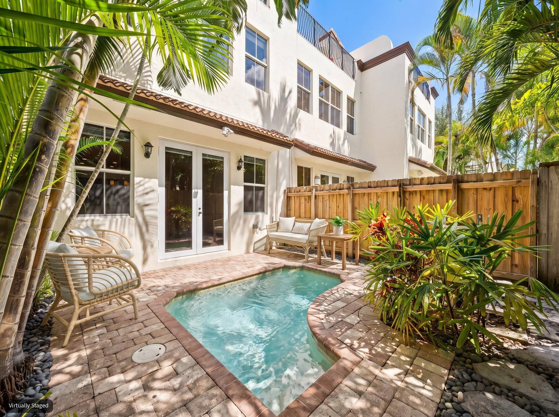 1423 NE 26th Avenue, #1423, Fort Lauderdale, FL 33304 DISCLAIMER: Photo is virtually staged
