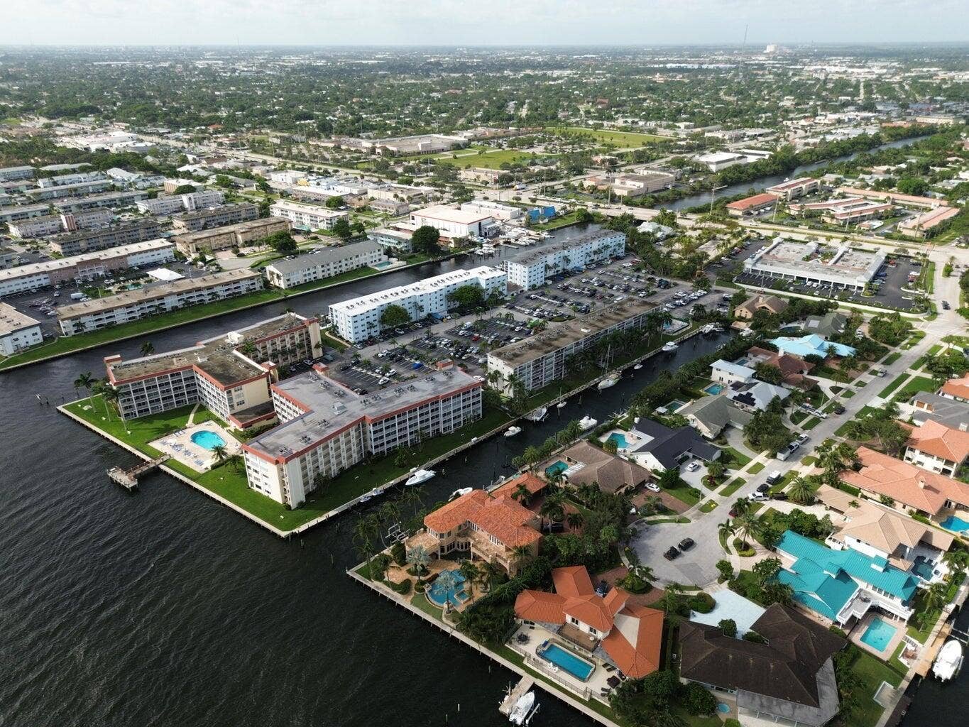 109 PARADISE HARBOUR Boulevard, #414, North Palm Beach, FL 33408 16