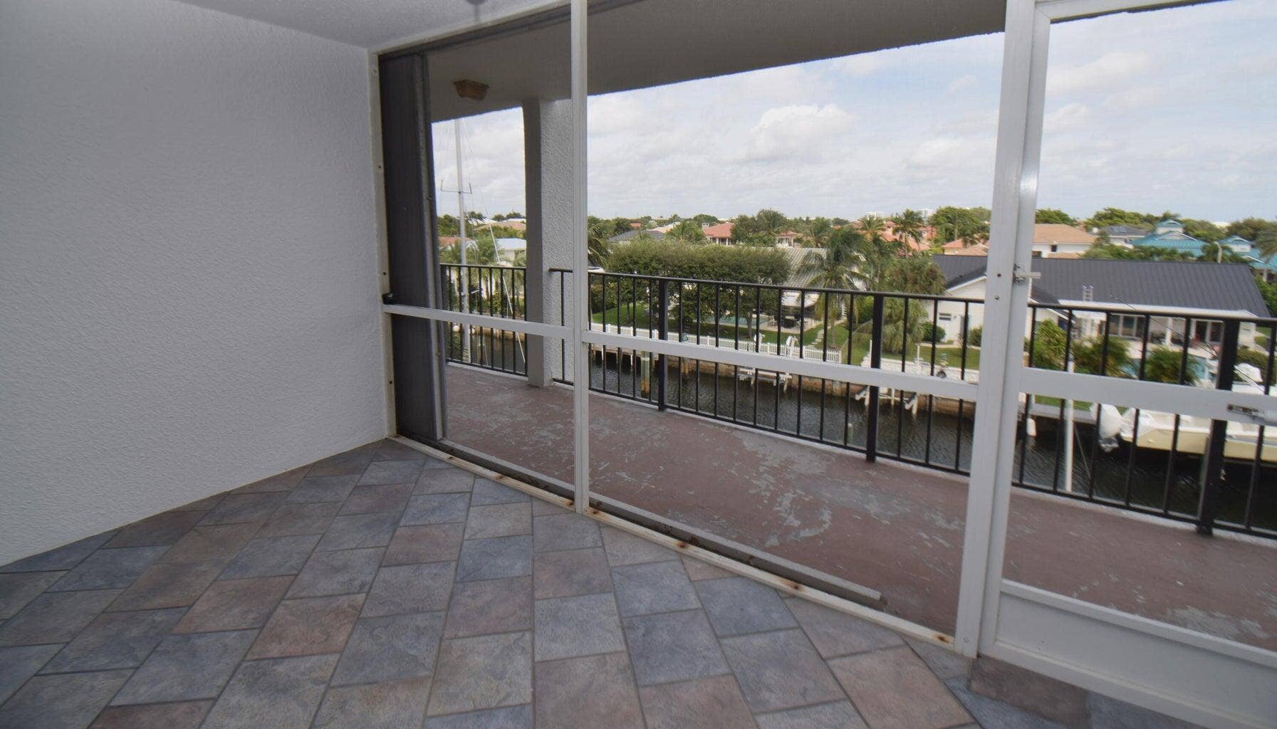 109 PARADISE HARBOUR Boulevard, #414, North Palm Beach, FL 33408 11