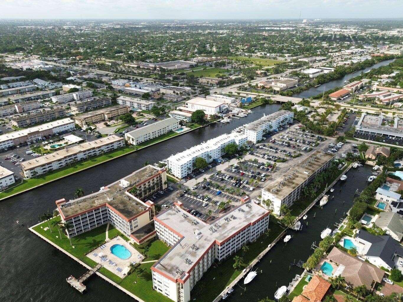 109 PARADISE HARBOUR Boulevard, #414, North Palm Beach, FL 33408 14