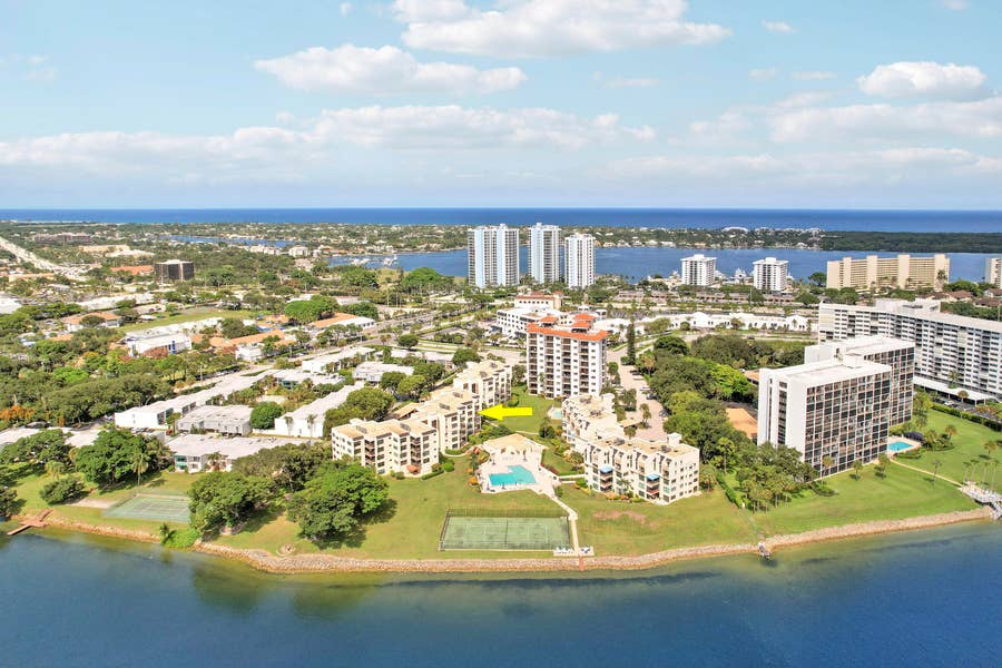 Property photo for 372 Golfview Road, #403, North Palm Beach, FL