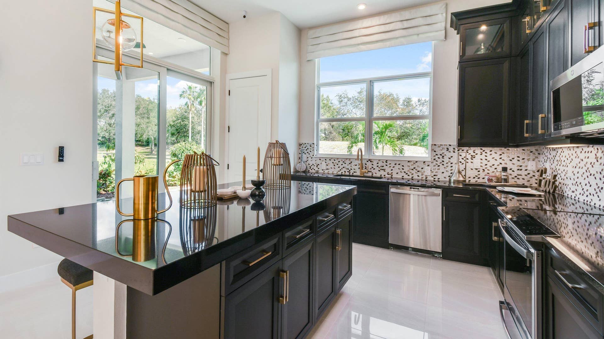 132 SE VIA TIRSO, Port St Lucie, FL 34952 lrg_kitchen1