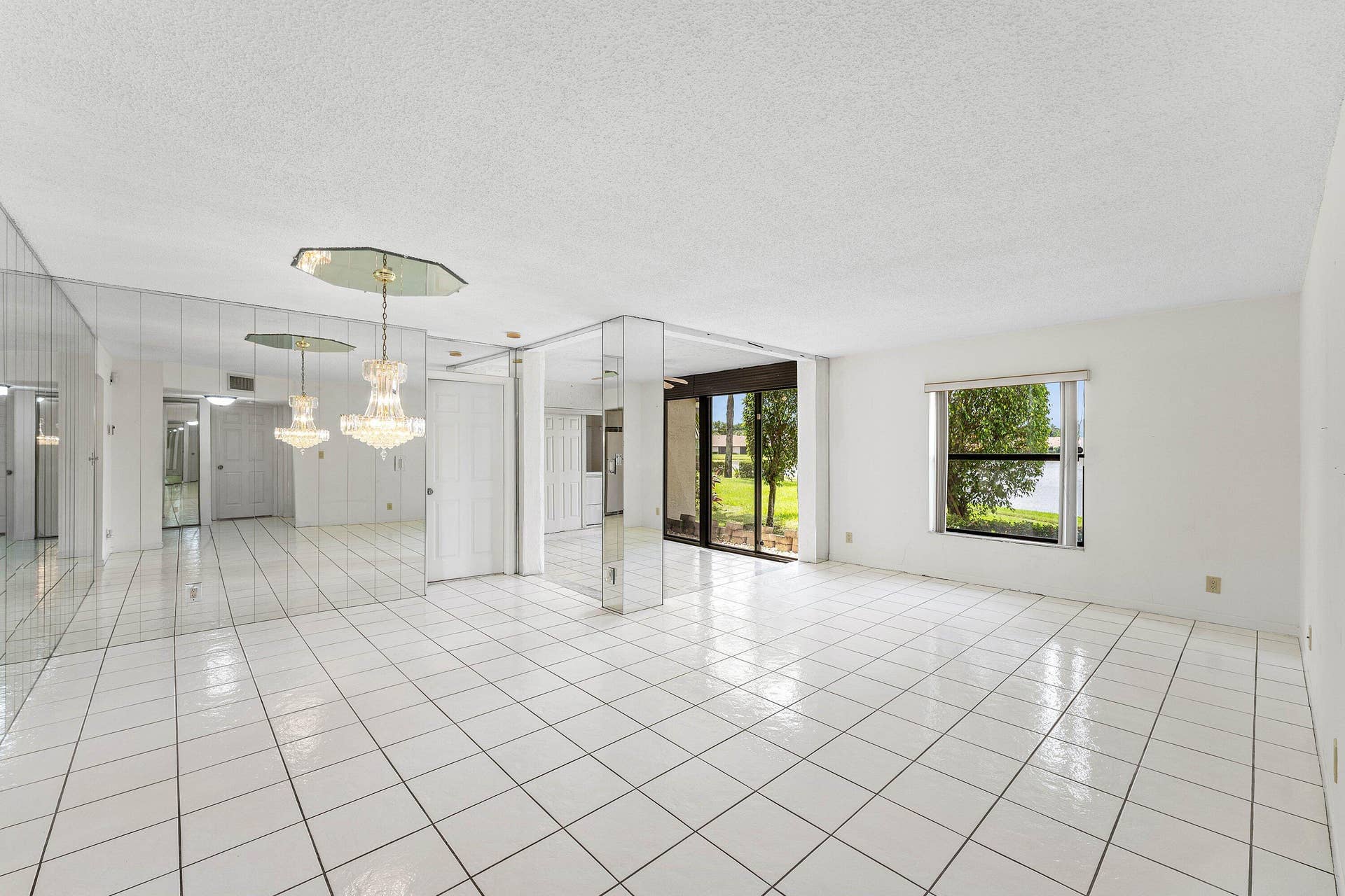 8577 Boca Glades Boulevard W, #A, Boca Raton, FL 33434 Living/Dining