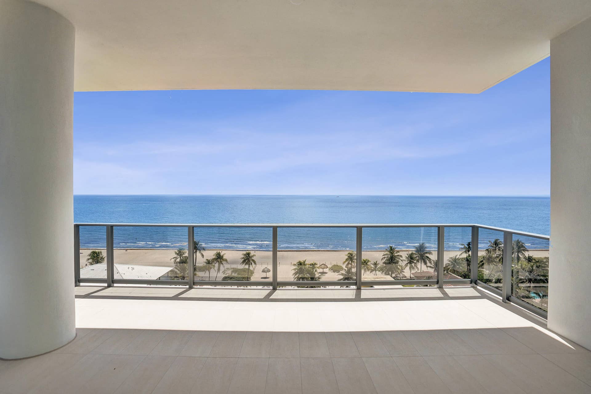 305 Briny Avenue, #PH905, Pompano Beach, FL 33062 DSC06188