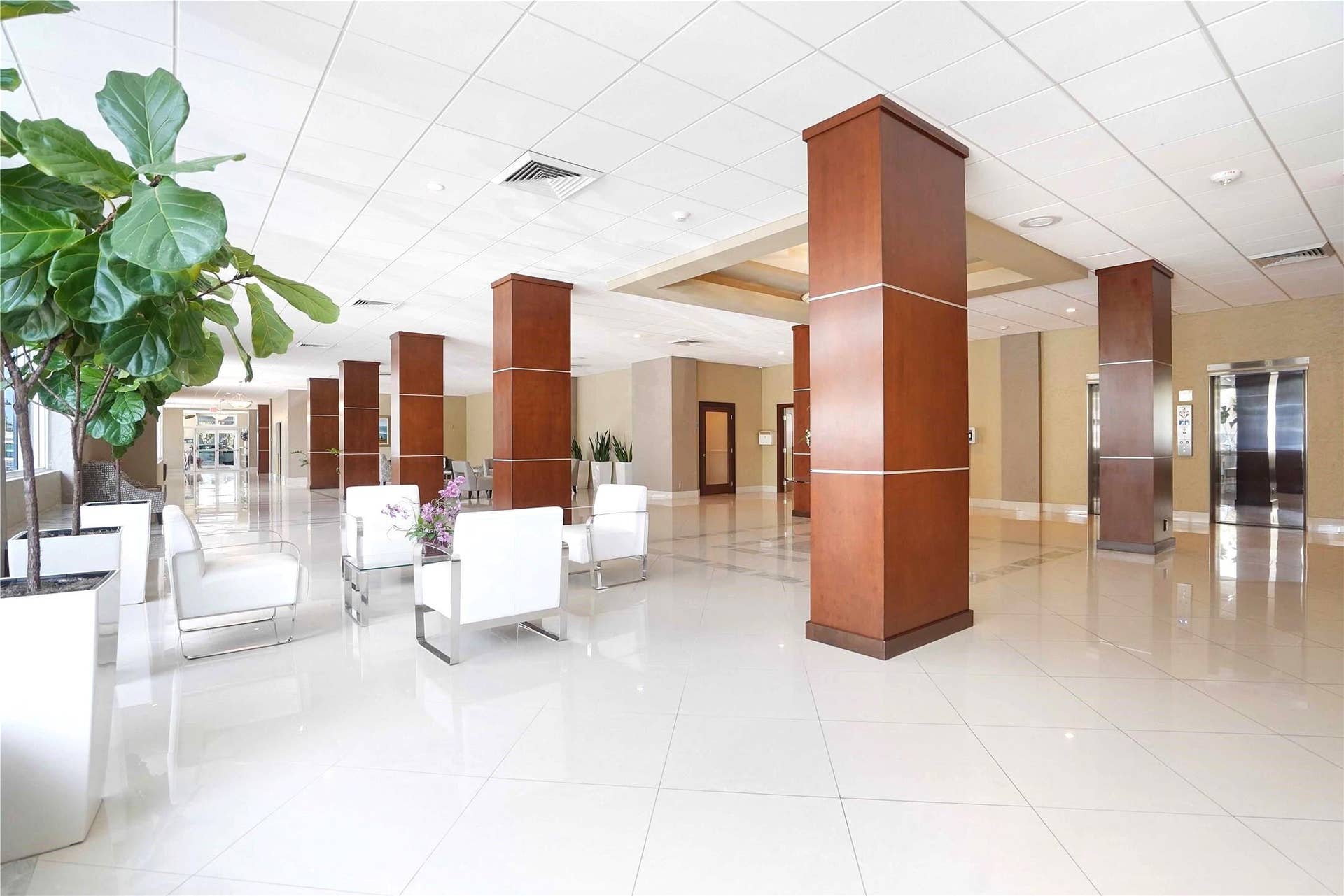 4250 GALT OCEAN Drive, #PHM, Fort Lauderdale, FL 33308 LOBBY 4