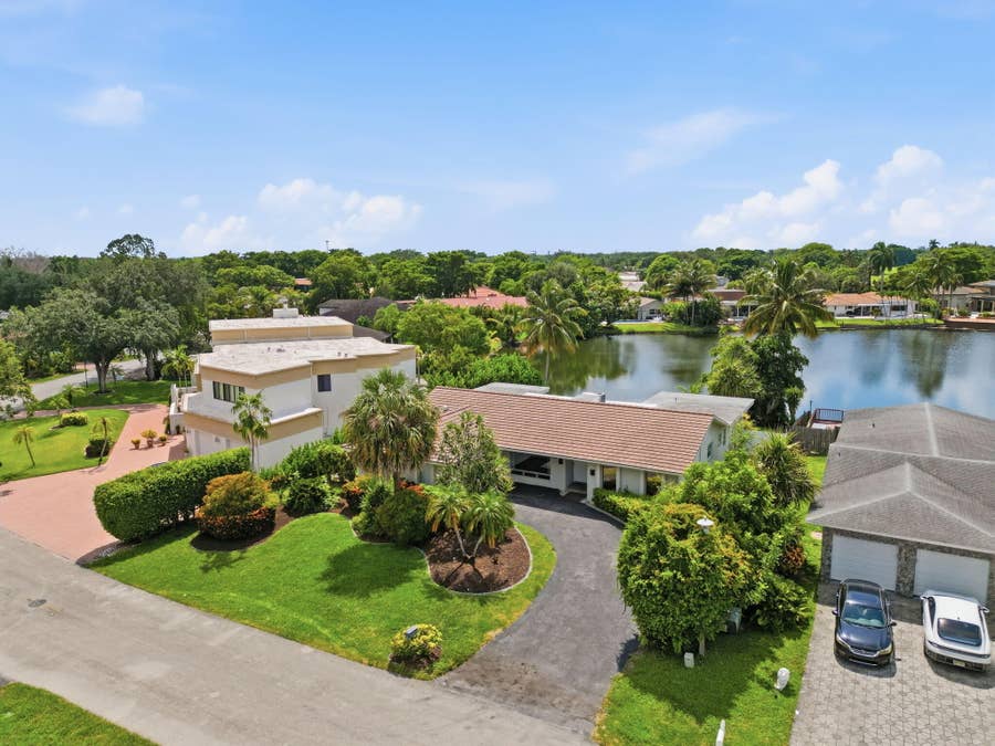 Property photo for 613 SEA TURTLE Way, Plantation, FL