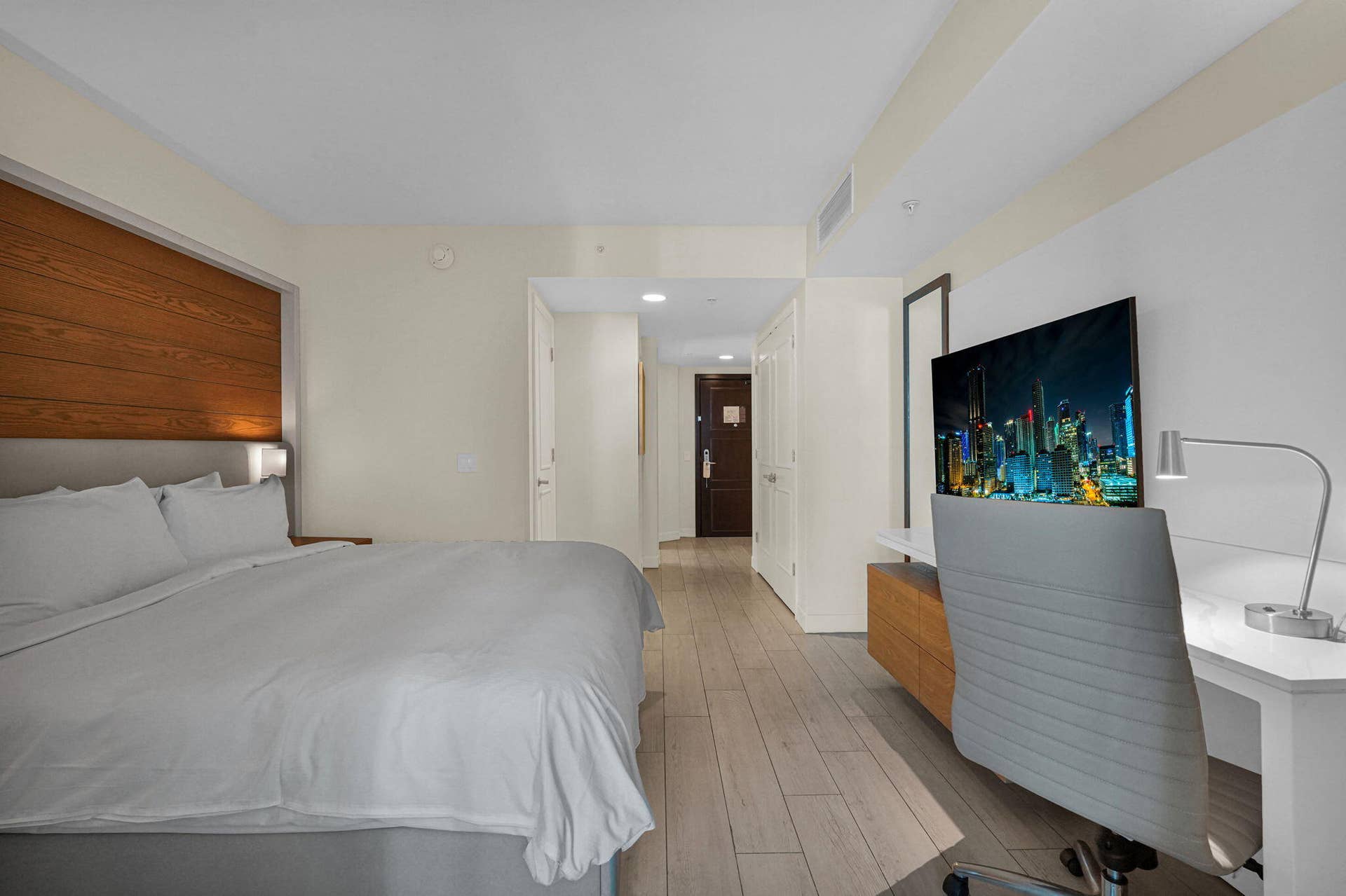 505 N FORT LAUDERDALE BEACH Boulevard, #1004, Fort Lauderdale, FL 33304 43-web-or-mls-DSC07028