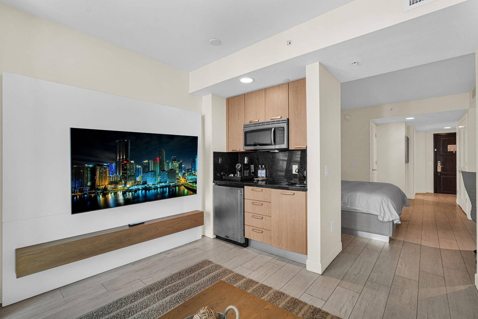 505 N FORT LAUDERDALE BEACH Boulevard, #1004, Fort Lauderdale, FL 33304 36-web-or-mls-DSC06908