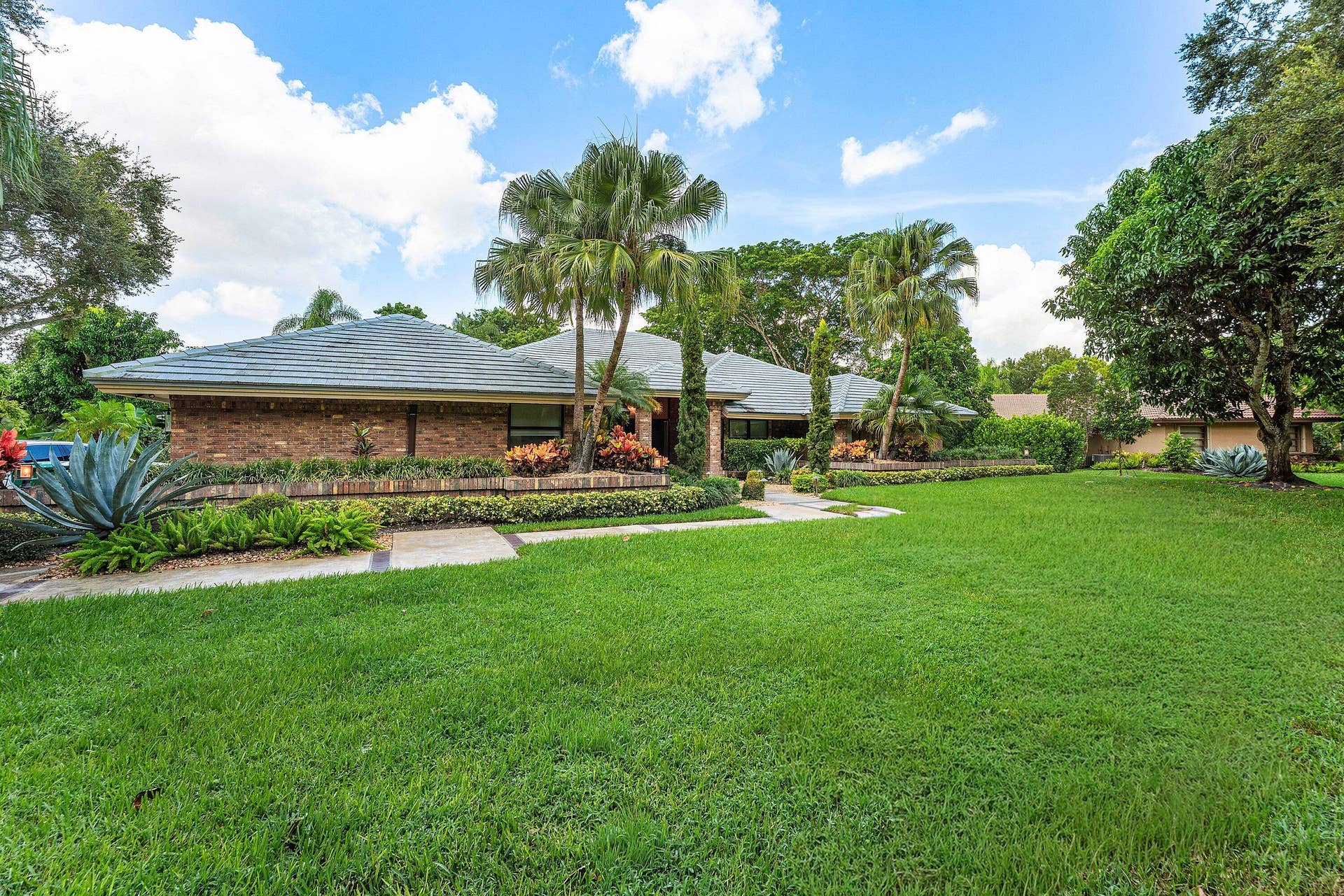 6911 ANNAPOLIS Court, Parkland, FL 33067 003-6911AnnapolisCourt-Parkland-FL-33067