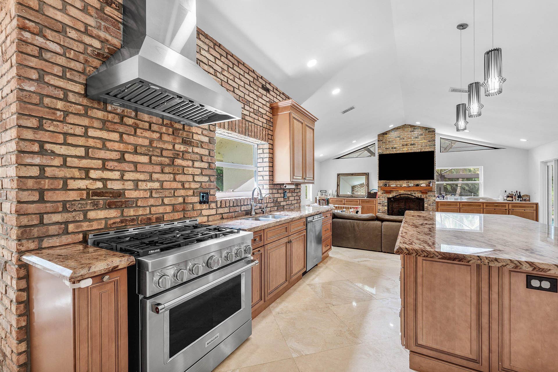 6911 ANNAPOLIS Court, Parkland, FL 33067 011-6911AnnapolisCourt-Parkland-FL-33067