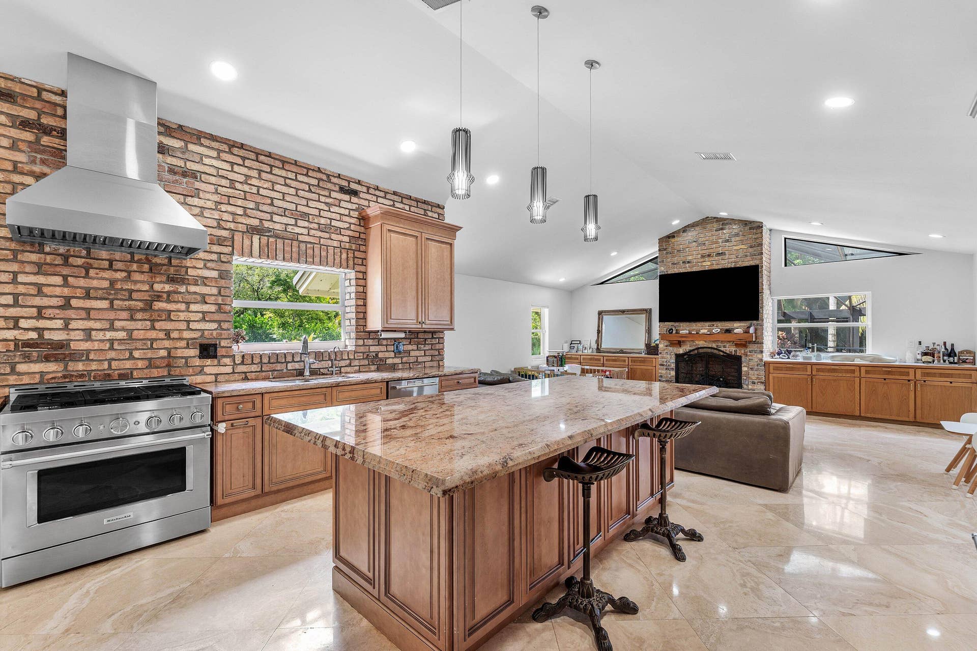 6911 ANNAPOLIS Court, Parkland, FL 33067 013-6911AnnapolisCourt-Parkland-FL-33067