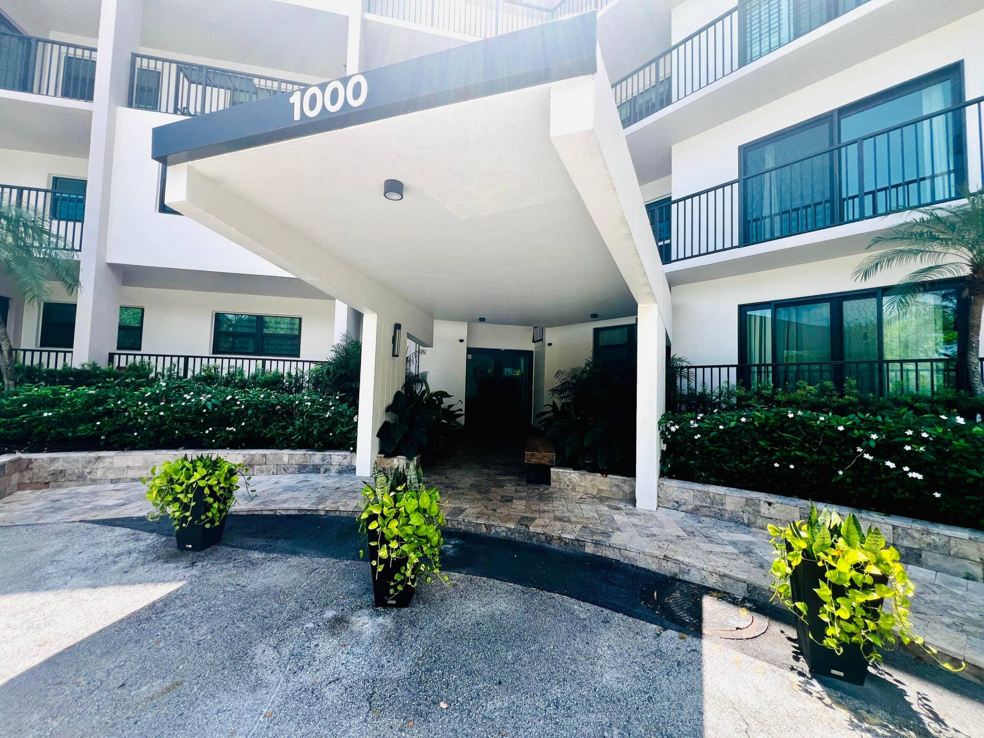 1000 River Reach Drive, #320, Fort Lauderdale, Fort Lauderdale, FL 33315 Building Entrance