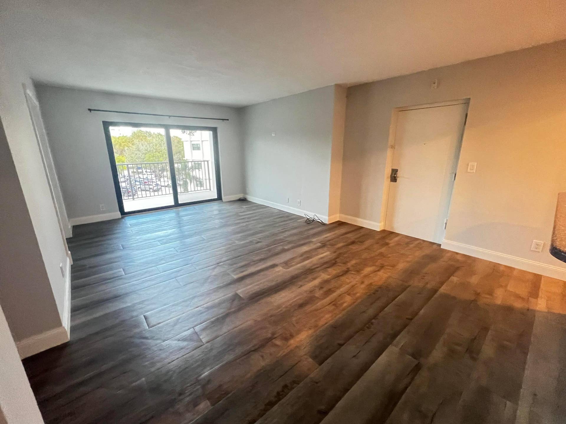 1000 River Reach Drive, #320, Fort Lauderdale, Fort Lauderdale, FL 33315 Open Plan Living-Dining room area