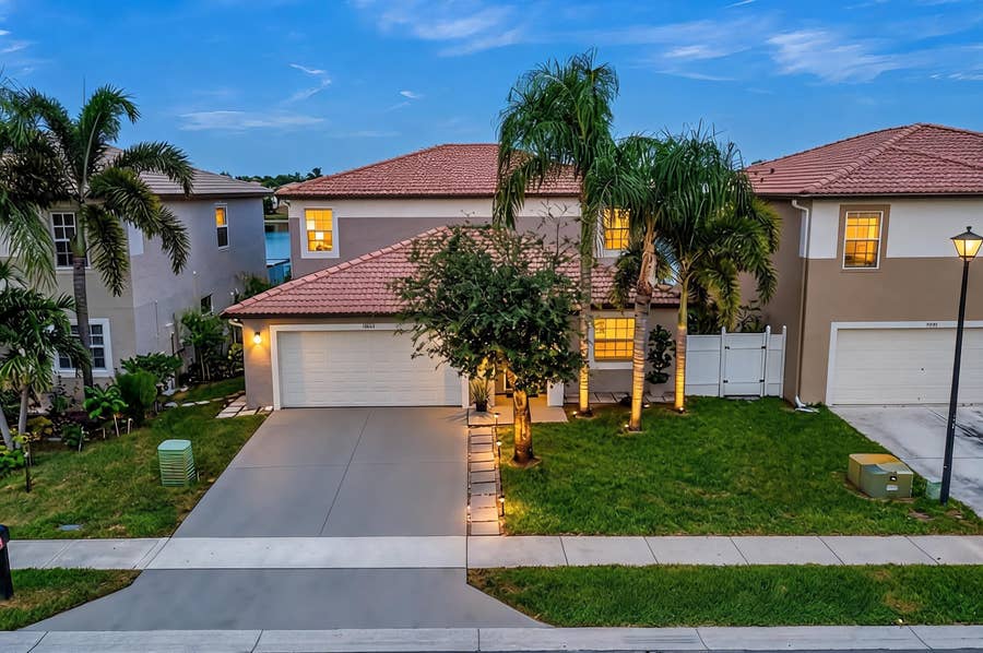 Property photo for 6642 Rainwood Cove Lane, Lake Worth, FL