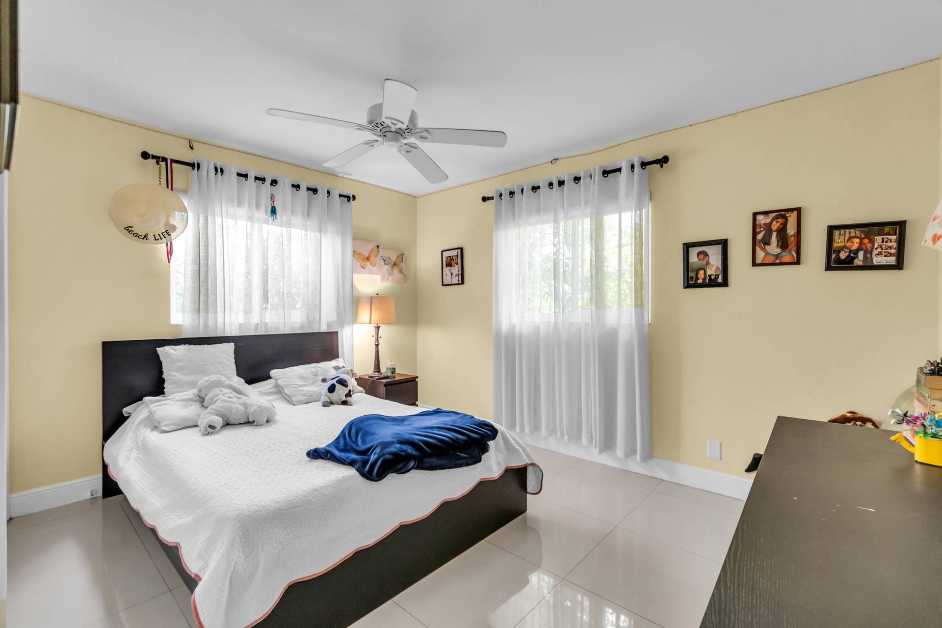 4221 NE 16th Avenue, Oakland Park, FL 33334 IMG_9036