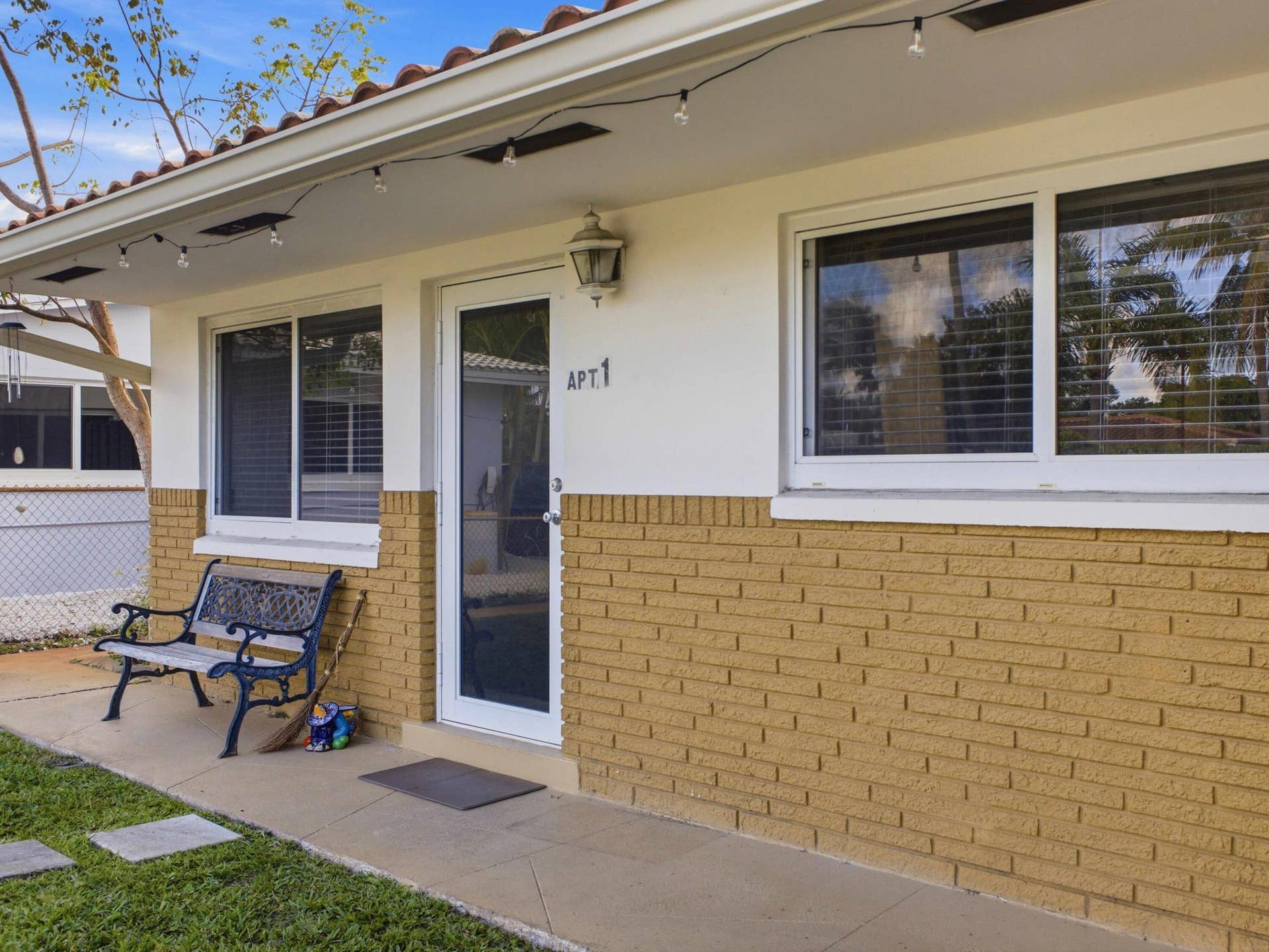 451 SE 1st Avenue, #A-B, Pompano Beach, FL 33060 Unit A Entry Porch