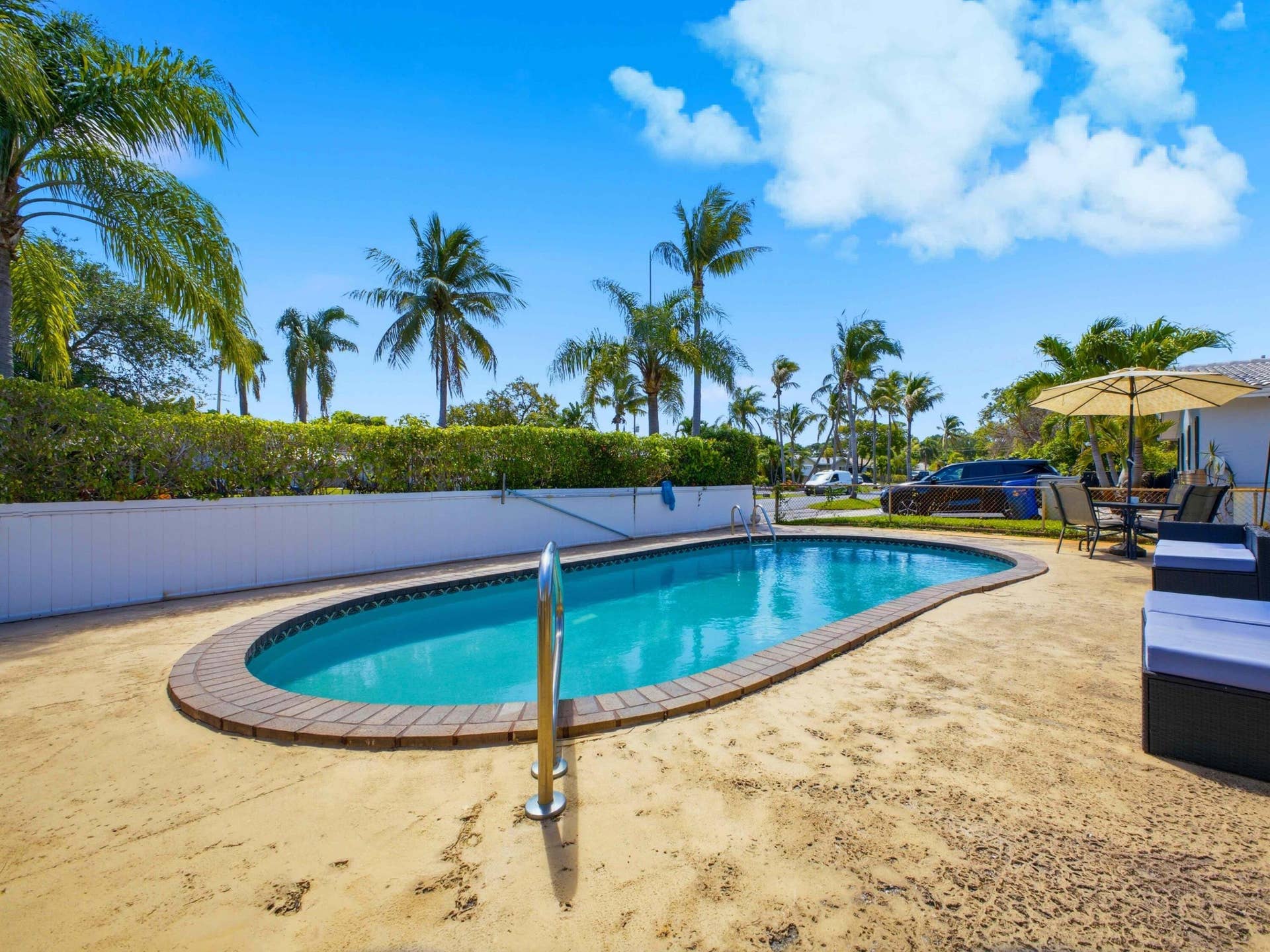 451 SE 1st Avenue, #A-B, Pompano Beach, FL 33060 Pool