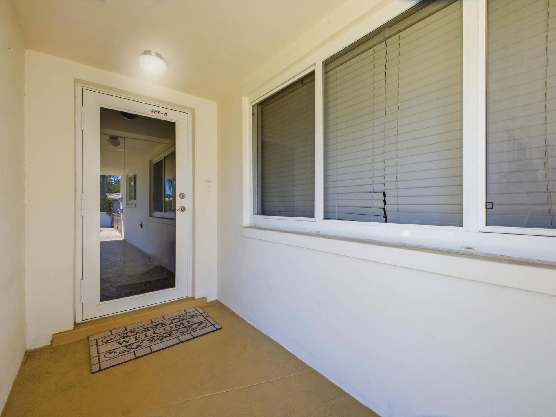451 SE 1st Avenue, #A-B, Pompano Beach, FL 33060 Unit B Entry