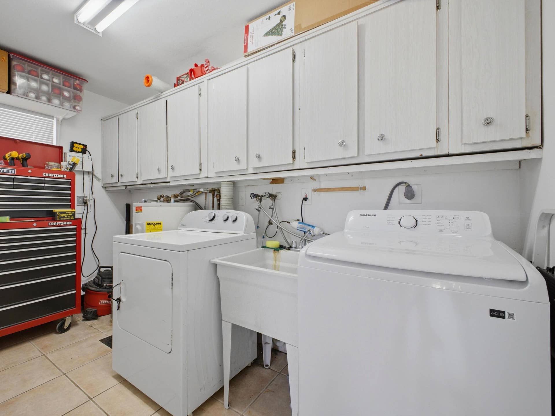 451 SE 1st Avenue, #A-B, Pompano Beach, FL 33060 Unit B Laundry-Utility