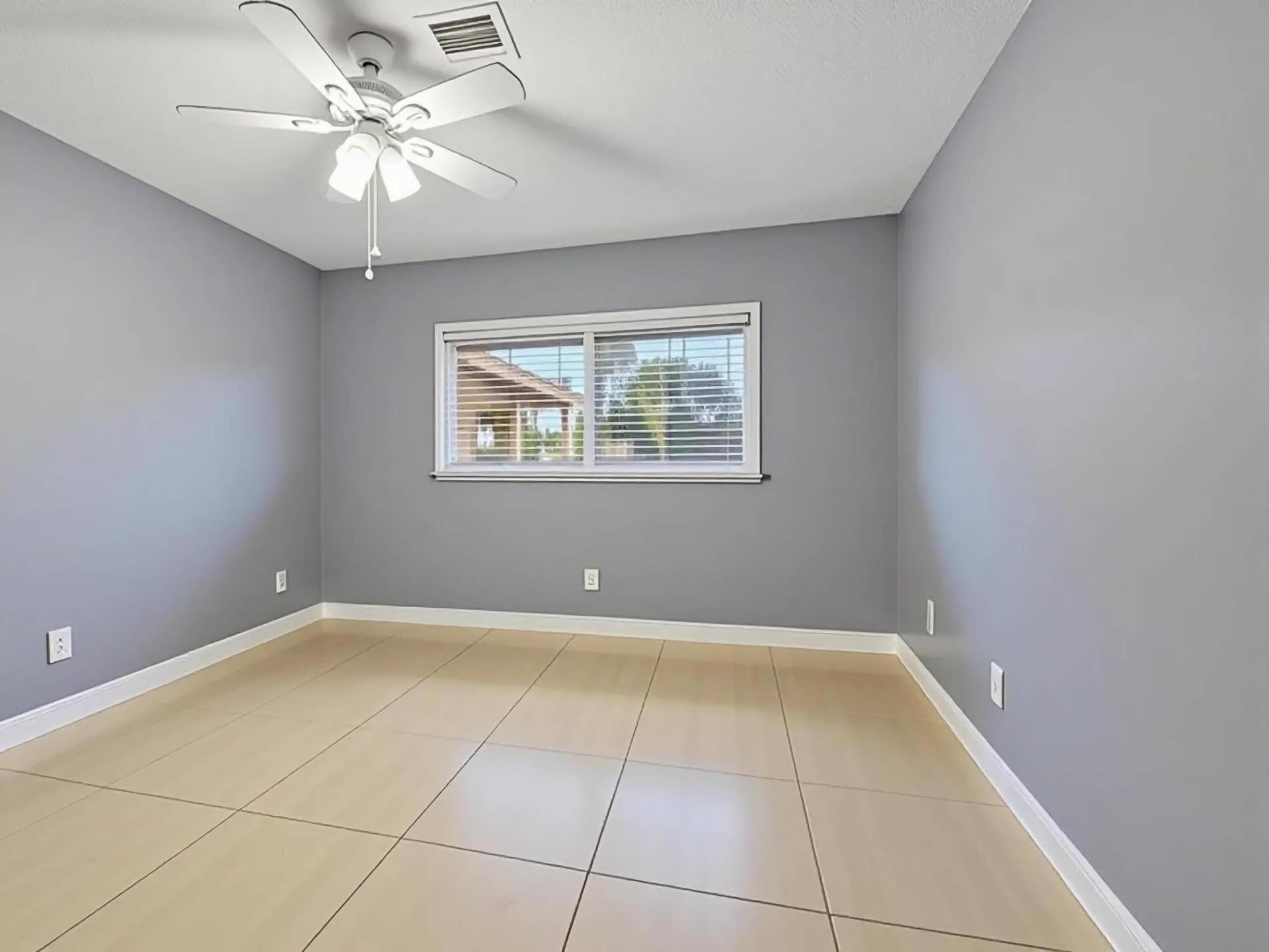 451 SE 1st Avenue, #A-B, Pompano Beach, FL 33060 This image has been Ai Edited, as empty space to illustrate the specific Area Potential
