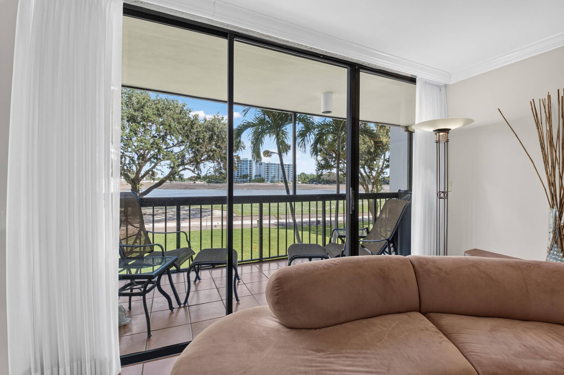 Screened Balcony