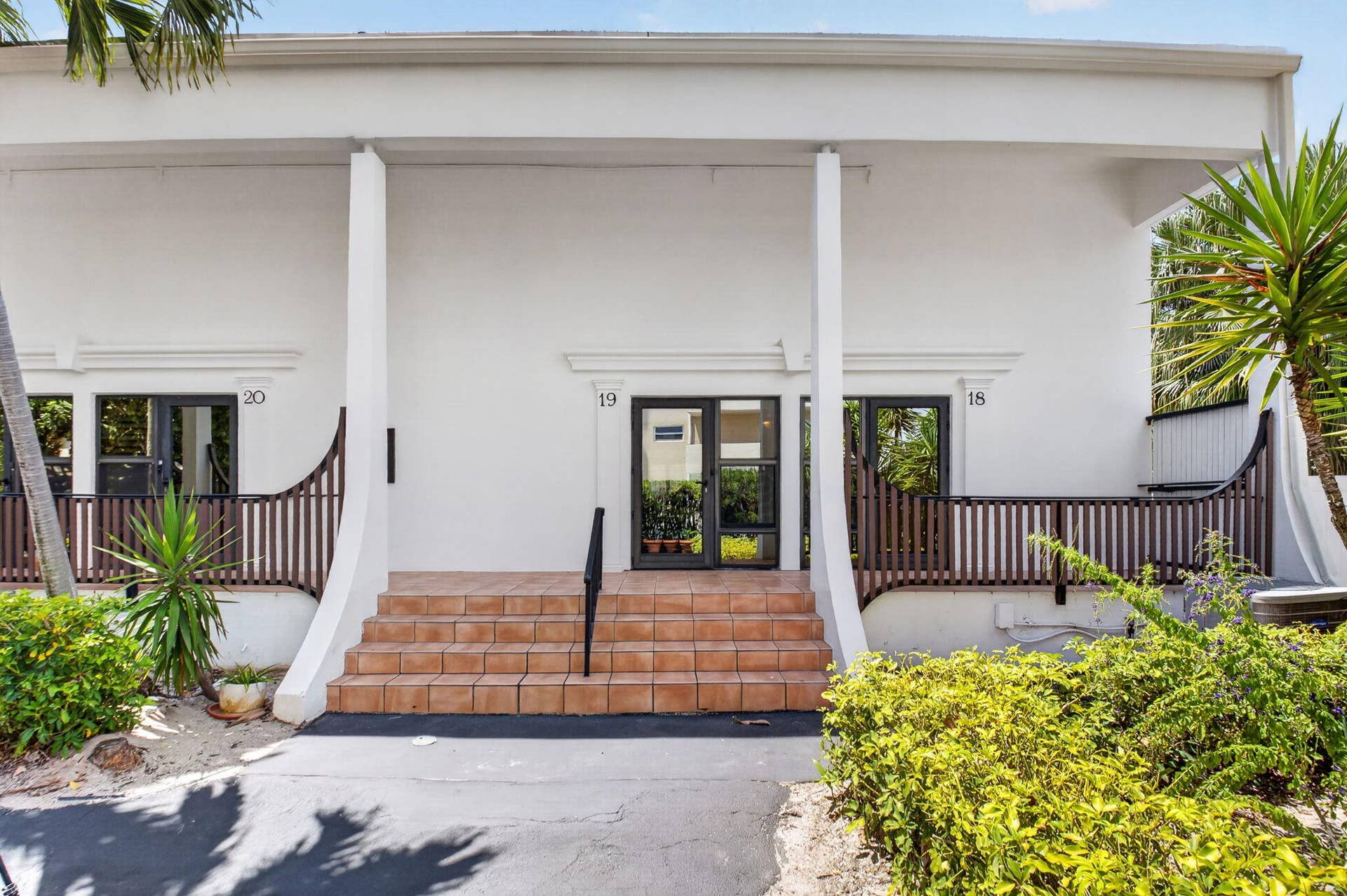 3589 S Ocean Boulevard, #19, South Palm Beach, FL 33480 2-web-or-mls-DSC_9008