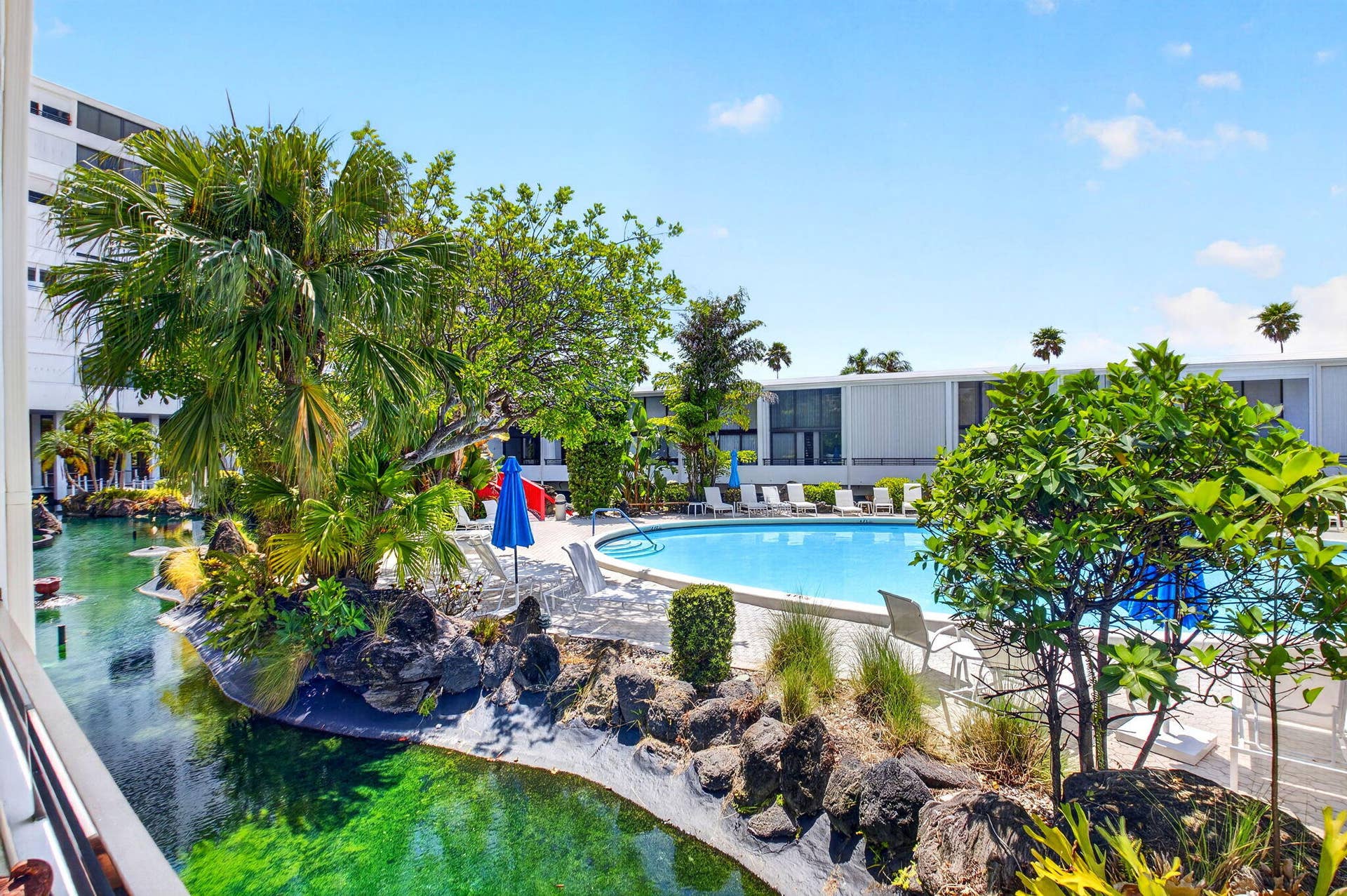 3589 S Ocean Boulevard, #19, South Palm Beach, FL 33480 30-web-or-mls-DSC_9148