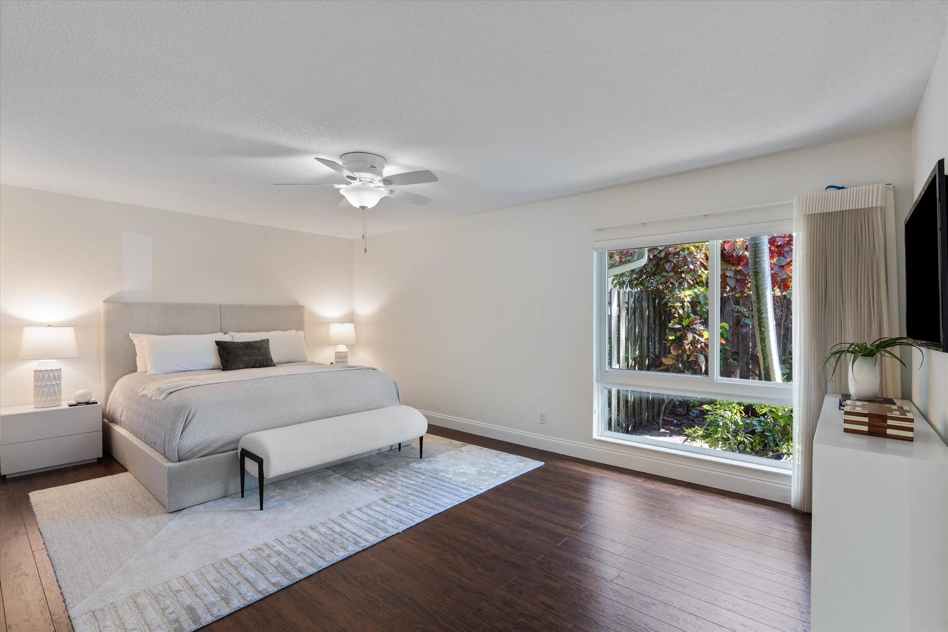 11-824 Foxpointe Circle Delray Beach, FL
