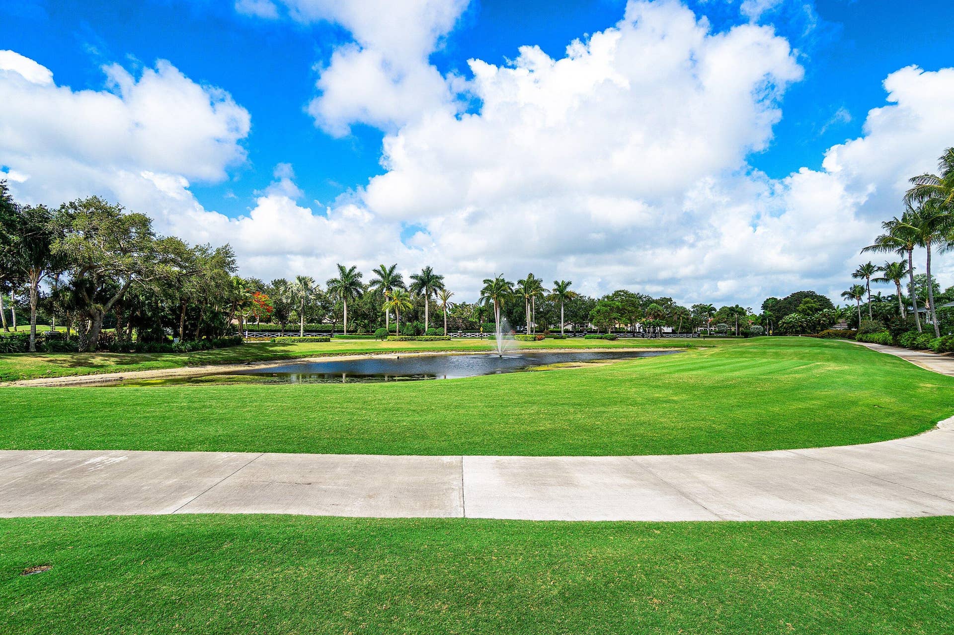 5166 Lake Catalina Drive, #D, Boca Raton, FL 33496 Lake & golf view
