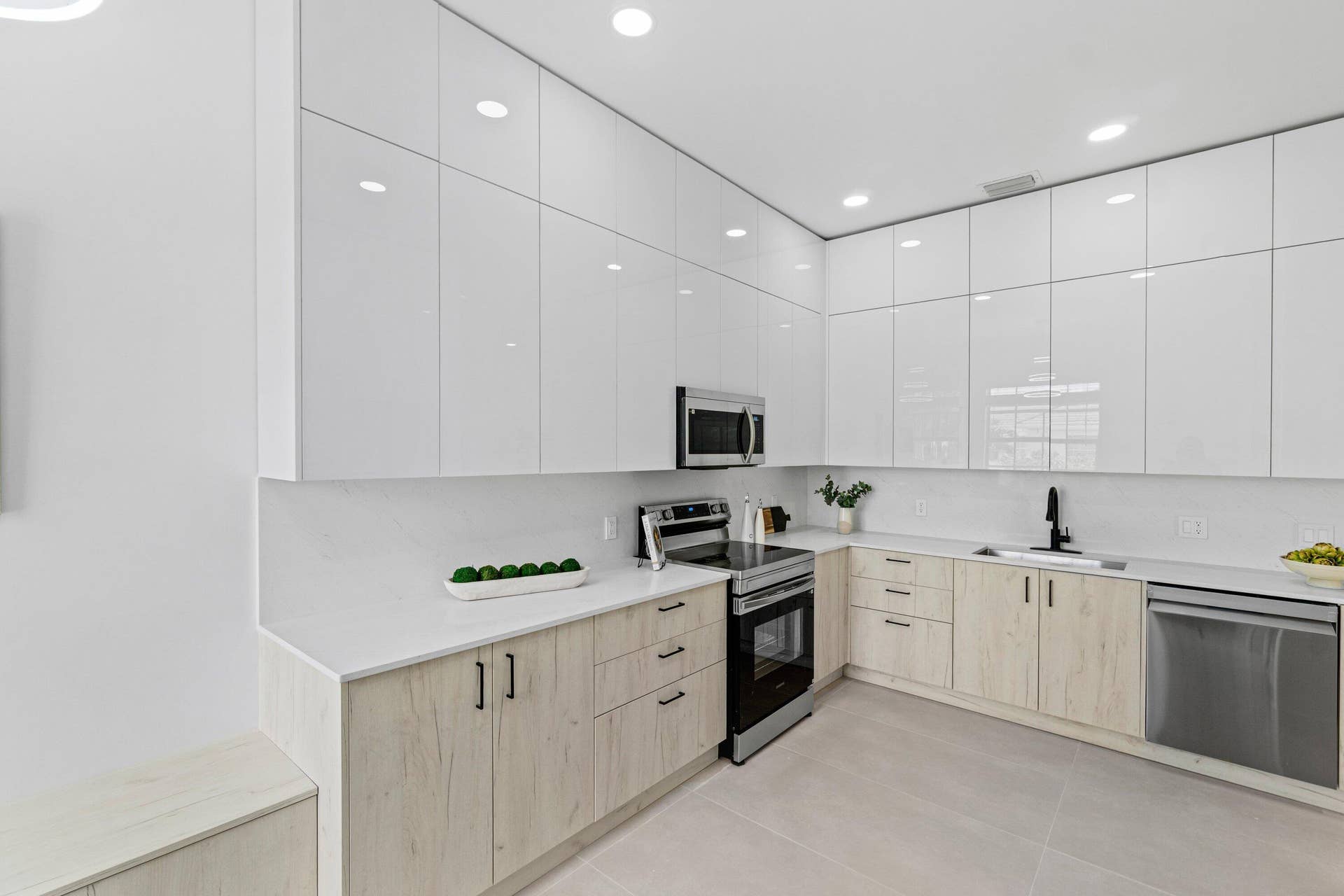 5166 Lake Catalina Drive, #D, Boca Raton, FL 33496 Kitchen