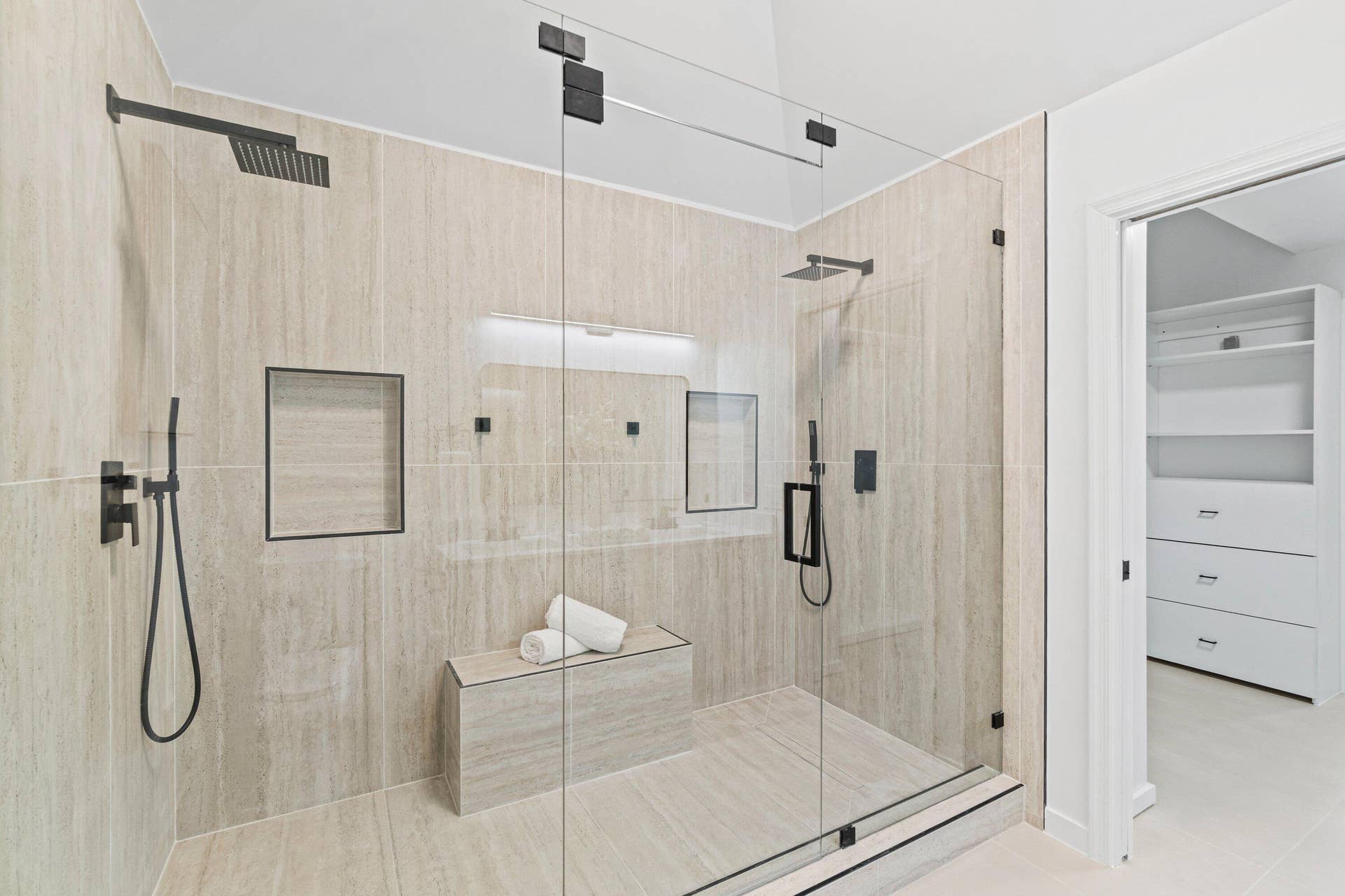 5166 Lake Catalina Drive, #D, Boca Raton, FL 33496 Primary Bathroom