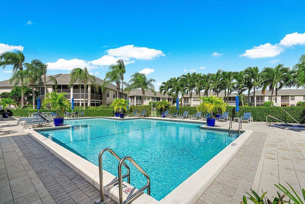 5166 Lake Catalina Drive, #D, Boca Raton, FL 33496 Catalina Pool
