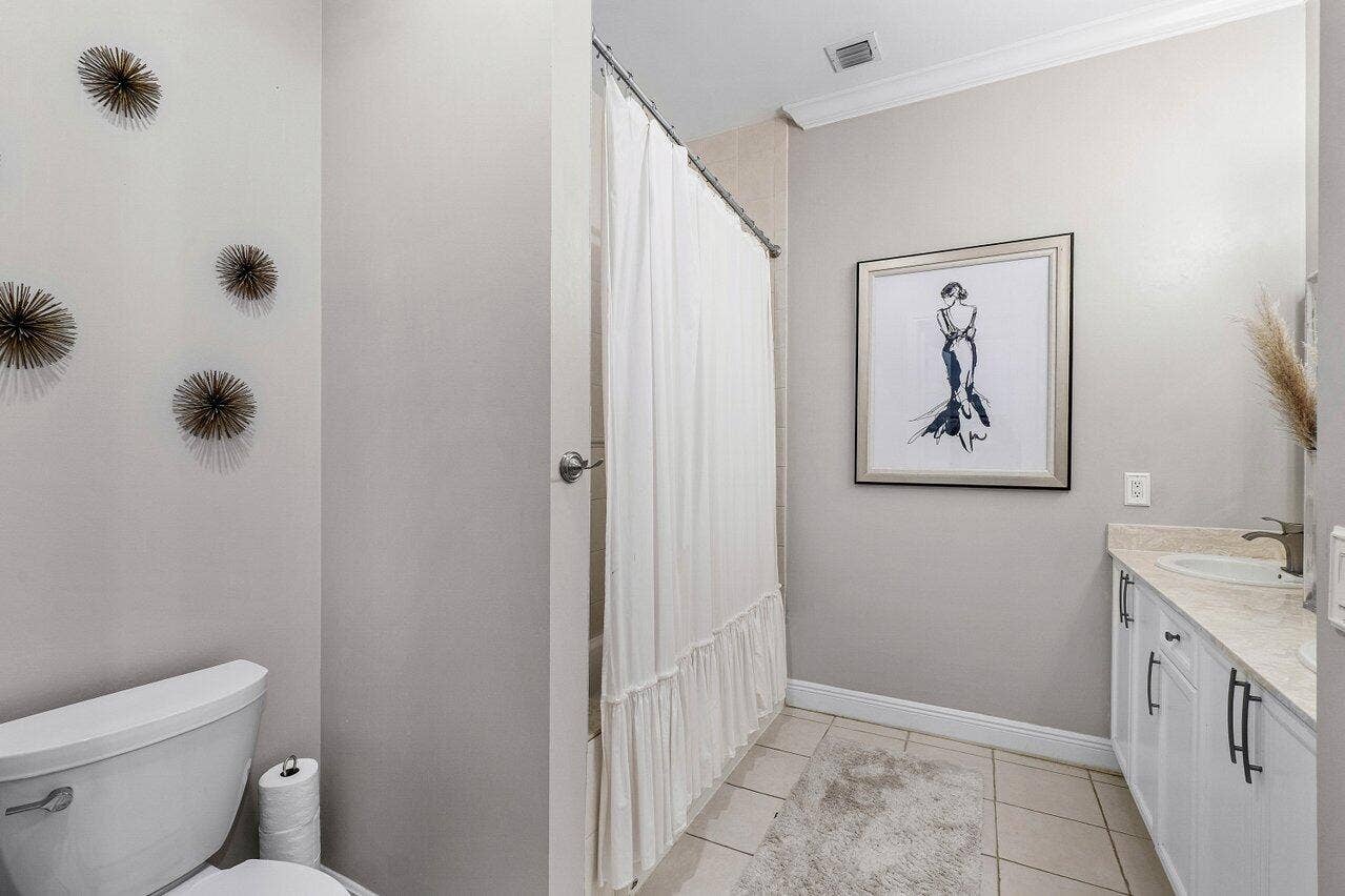 605 Avenue H, Delray Beach, Delray Beach, FL 33483 040-605AvenueH-DelrayBeach-FL-33483-SMAL