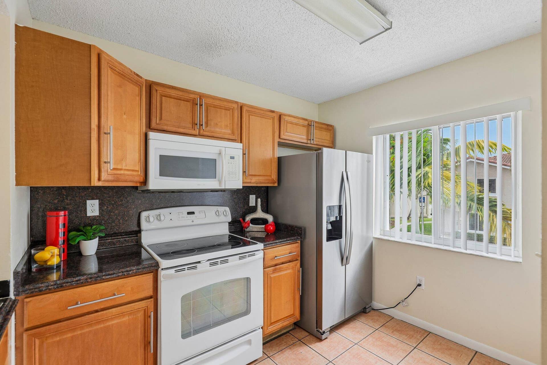 167 RIVIERA Circle, Weston, FL 33326 13-web-or-mls-Riviera Cir-S2108-011