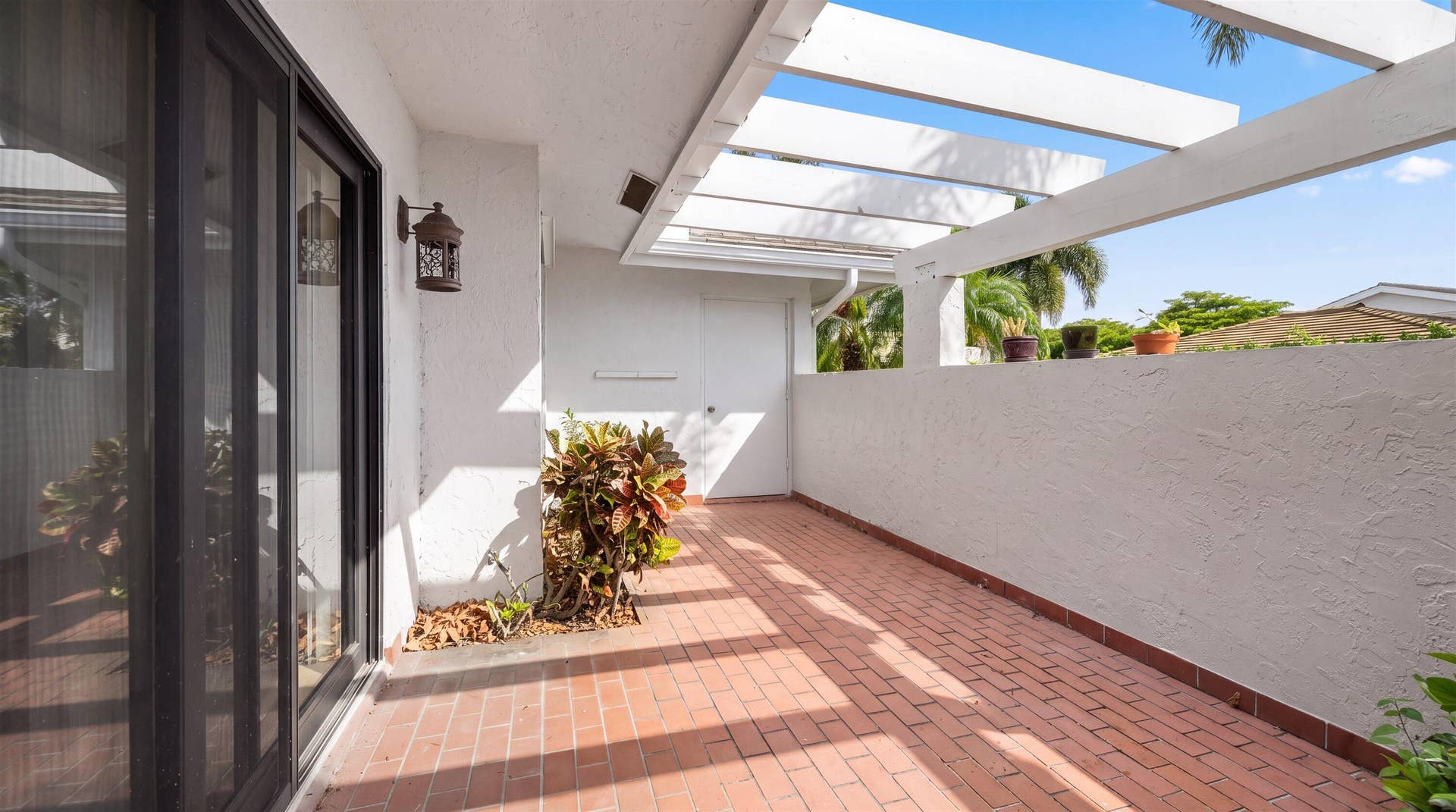 3636 FRESHWATER Drive, Jupiter, FL 33477 26-3636 Freshwater Dr