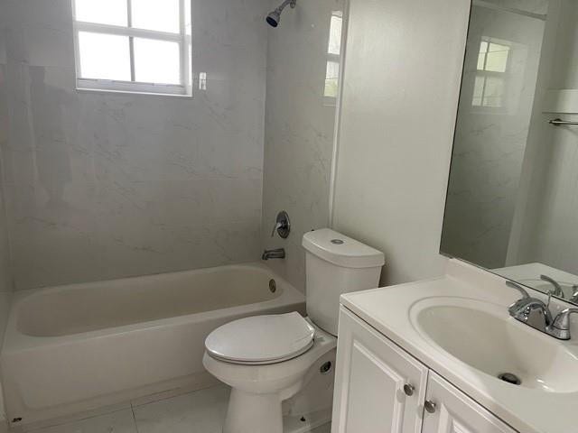 824 Savannah Falls Drive, Weston, Weston, FL 33327 Photo 17