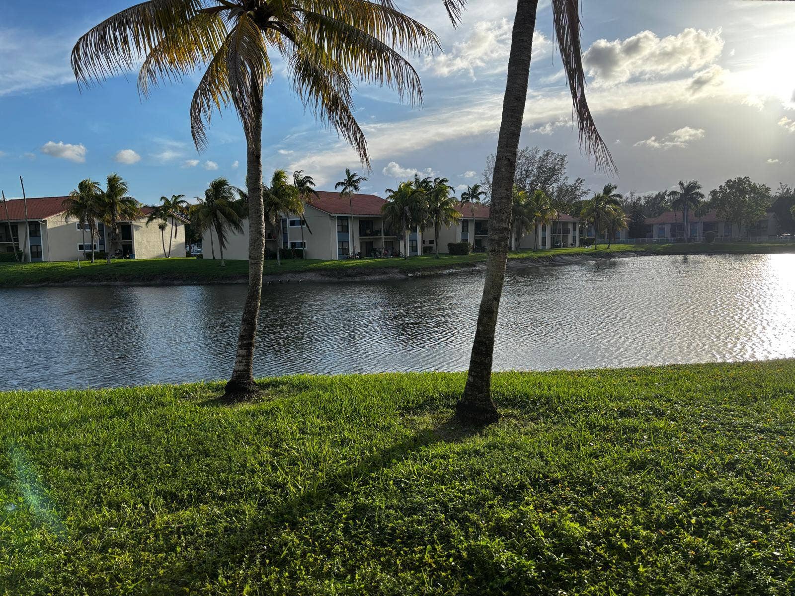 1515 LAKE CRYSTAL Drive, #B, West Palm Beach, West Palm Beach, FL 33411 WhatsApp Image 2026-08-08 at 09.41.50 (3