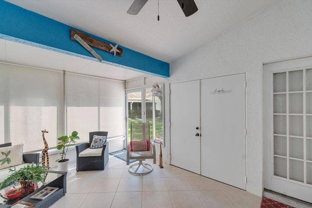 1828 AYNSLEY Way, #1, Vero Beach, FL 32966 Laundryroom