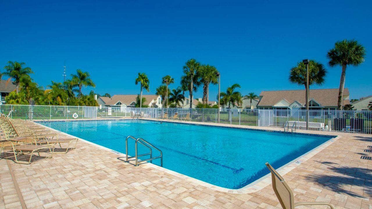 1828 AYNSLEY Way, #1, Vero Beach, FL 32966 PoolLankinwoods